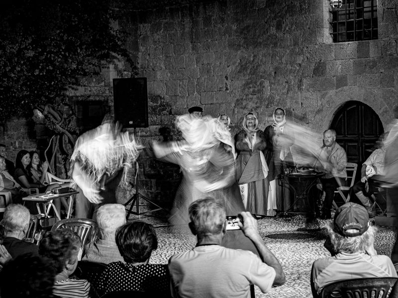 Folk performers in Rhodes